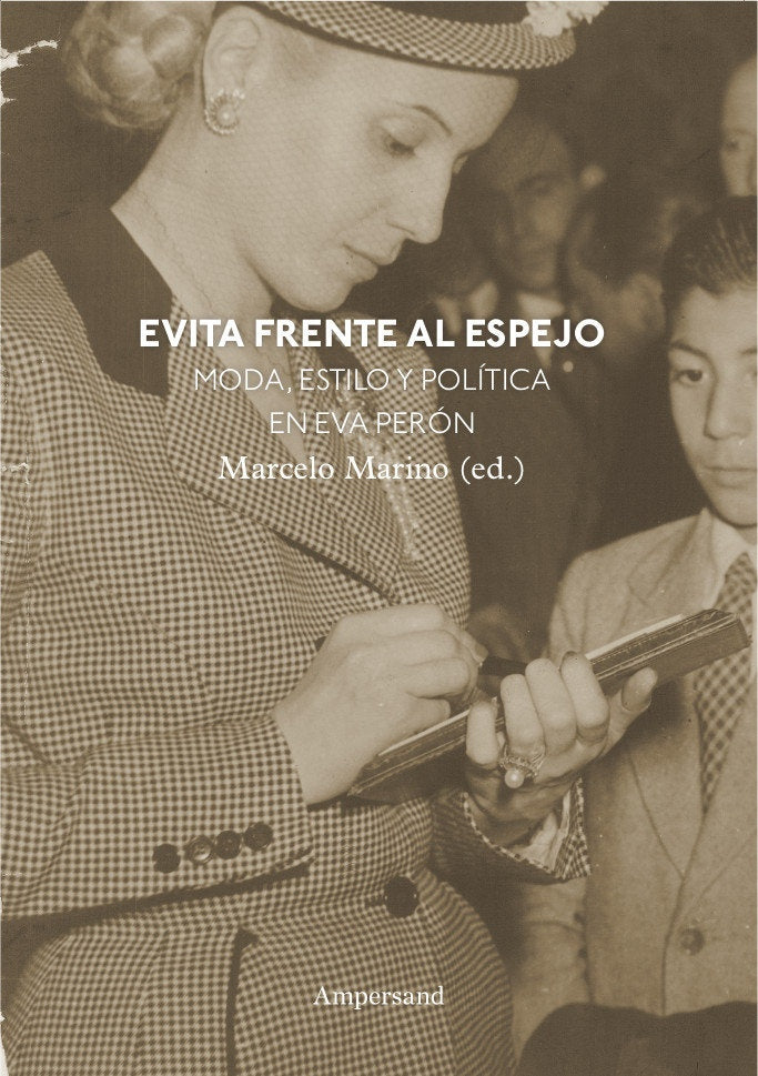 Evita frente al espejo | Marcelo Marino
