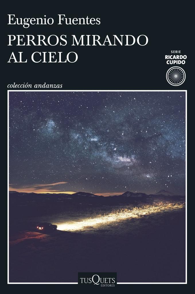 Perros mirando al cielo | Eugenio Fuentes