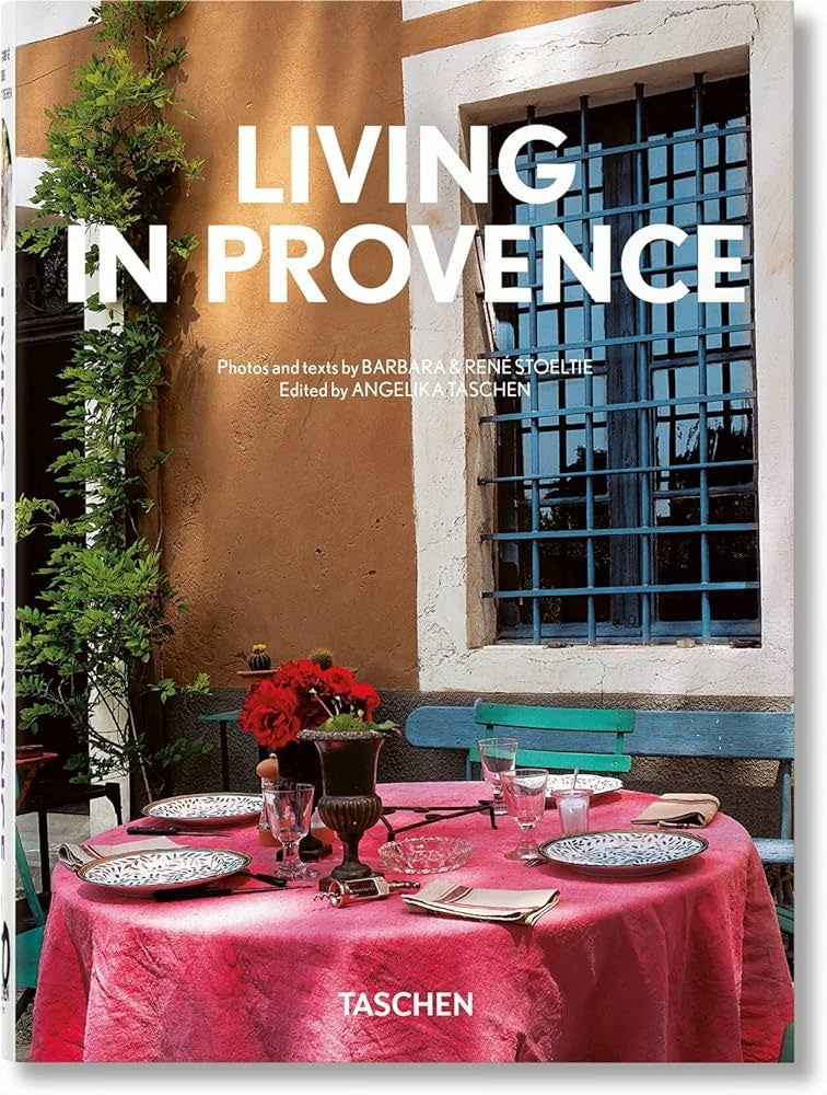 LIVING IN PROVENCE | RENE / STOELTIE  BARBARA STOELTIE