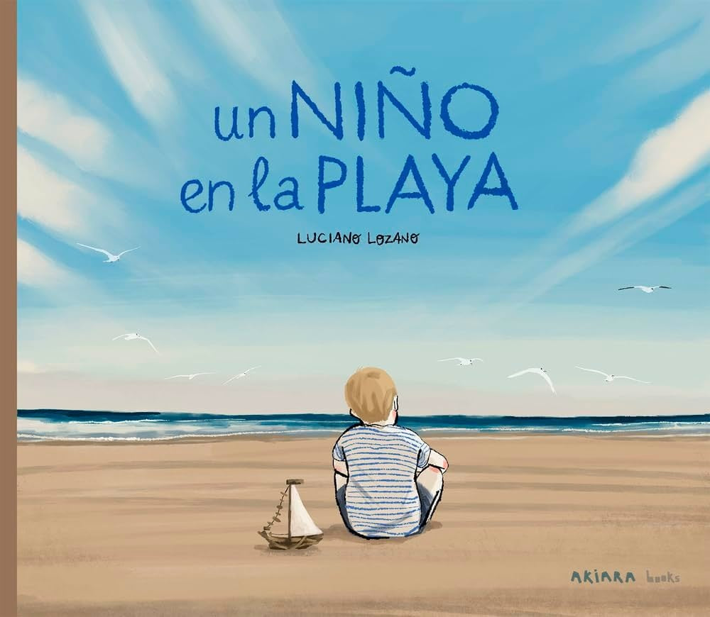 Un niño en la playa | LUCIANO LOZANO