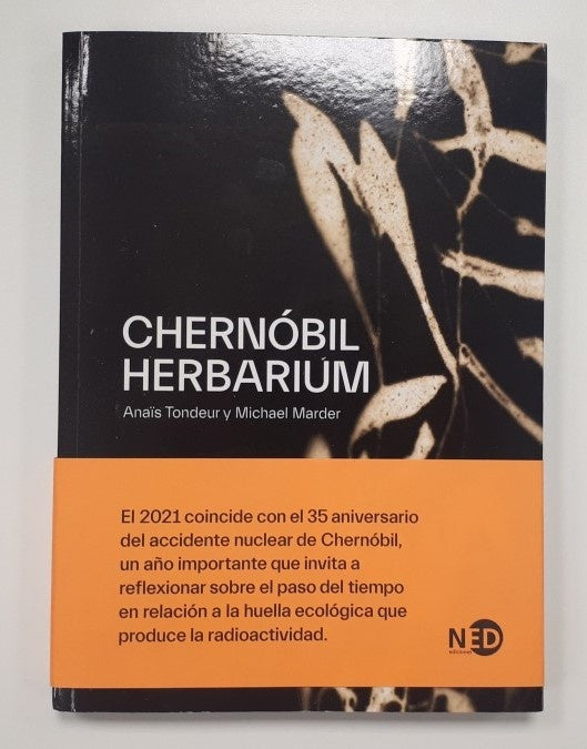 CHERNOBIL HERBARIUM | ANAIS TONDEUR